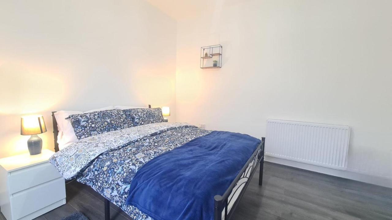 לונדון Cosy Room In Manor Park מראה חיצוני תמונה